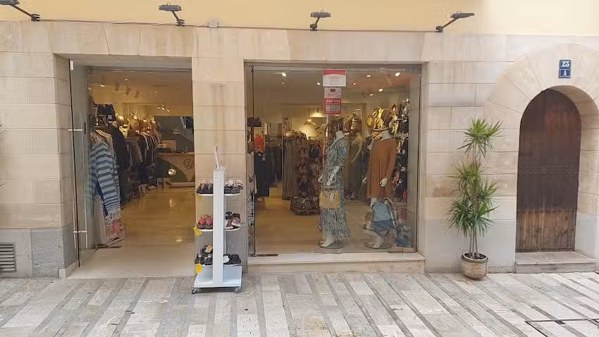 9COLORS PORTA DES MOLL