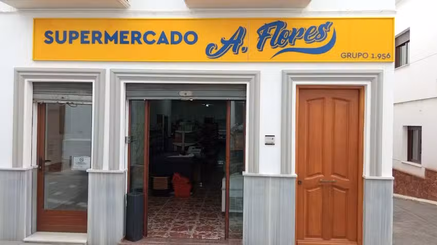 A. Flores Grupo 1956 &ndash; Supermercado en Antas