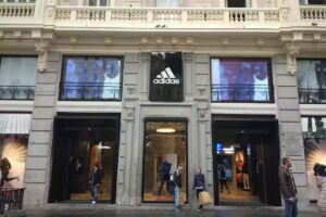 Adidas Store Madrid &ndash; Gran V&iacute;a