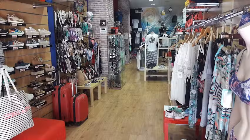 Aduana Surf-Skate Shop