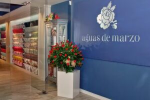 Aguas de Marzo | Indumentaria valenciana