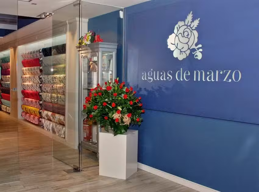 Aguas de Marzo | Indumentaria valenciana