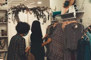 Al Bi&eacute;s by Patricia Montero