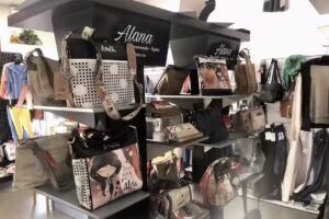 Alana (Moda-Calzado-Complementos-Regalos).