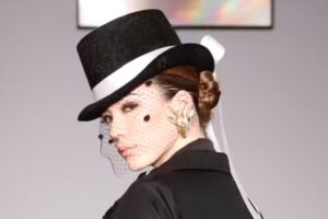 Alberto Vicente Dise&ntilde;ador y modisto