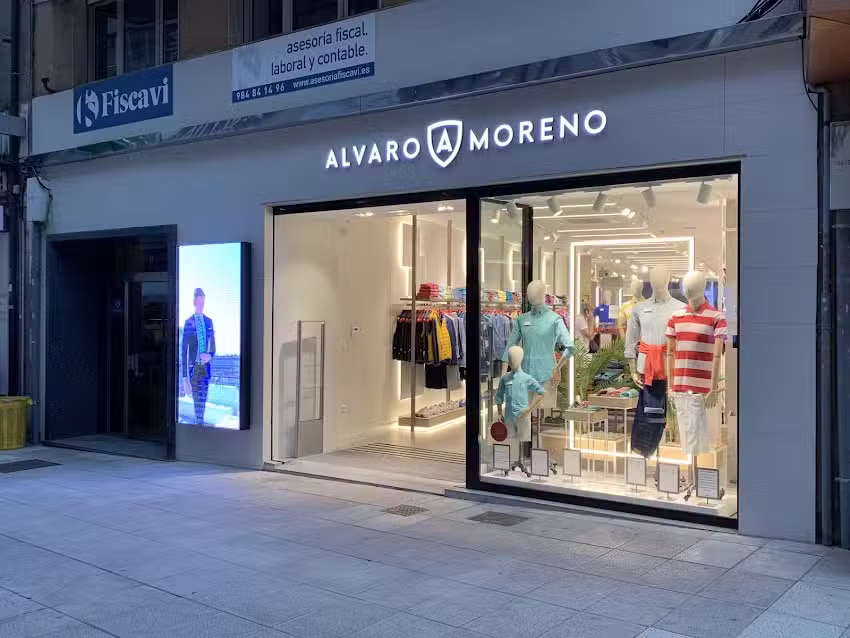 &Aacute;lvaro Moreno