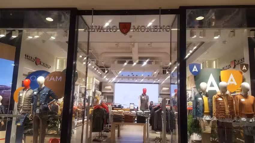 &Aacute;lvaro Moreno