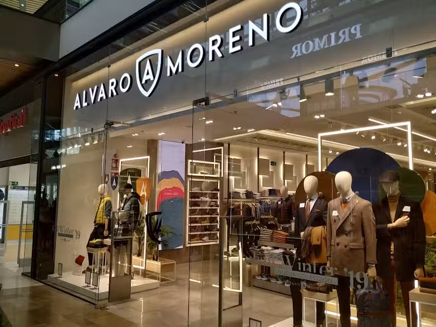 &Aacute;lvaro Moreno CC Lagoh Sevilla