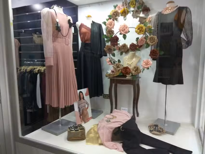 AMPARO QUER &ndash; Moda y complementos para la Mujer