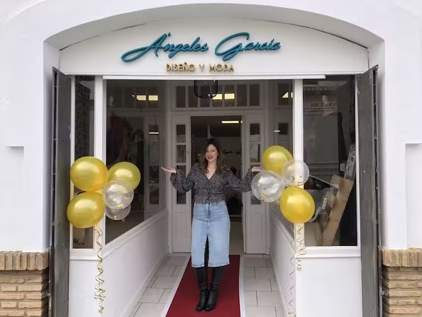 &Aacute;ngeles Garc&iacute;a. Dise&ntilde;o y moda.