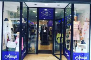 Aniuspi Moda y Complementos