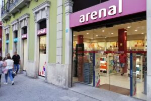 Arenal Pefumer&iacute;as