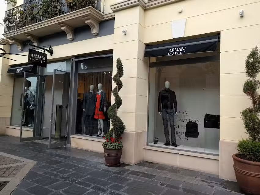 Armani Outlet