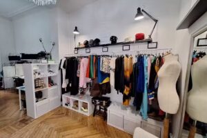 Arqu&iacute;medes Llorens &laquo;Atelier de dise&ntilde;o de moda y arte&raquo;