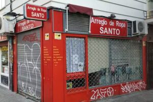 Arreglo de Ropa Santo