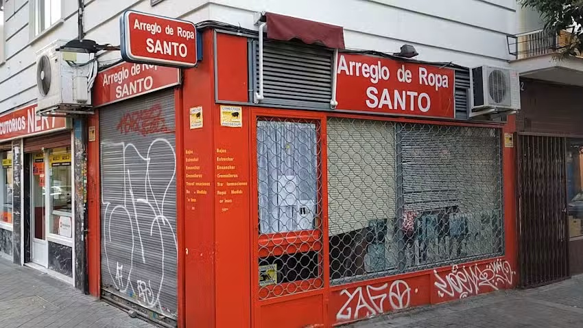 Arreglo de Ropa Santo