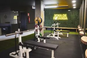 Atlas Montilla. Centro deportivo, tienda de suplementaci&oacute;n y ropa deportiva.