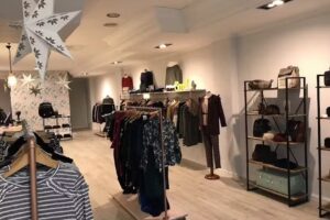 Blossom Ropa & Alegr&iacute;a