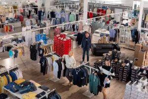 Boets &ndash; Centro comercial en Montu&iuml;ri