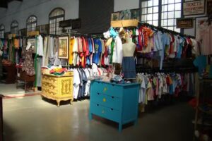 Botiga Solidan&ccedil;a LA NAU