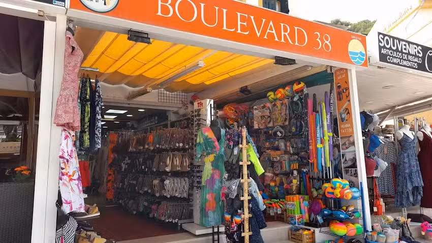 Boulevard 38 Supermarket