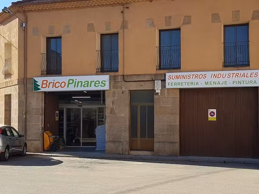 Bricopinares Burgos Soria S.L. (Salas de los Infantes)