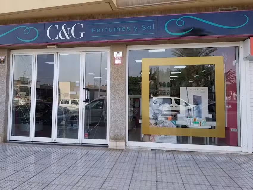 C&G Perfumes y Sol