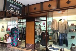 Calvario Vintage &ndash; Moda Circular &ndash; Arte