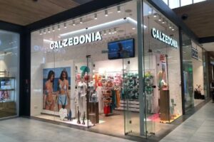 CALZEDONIA C.C. Garbera.