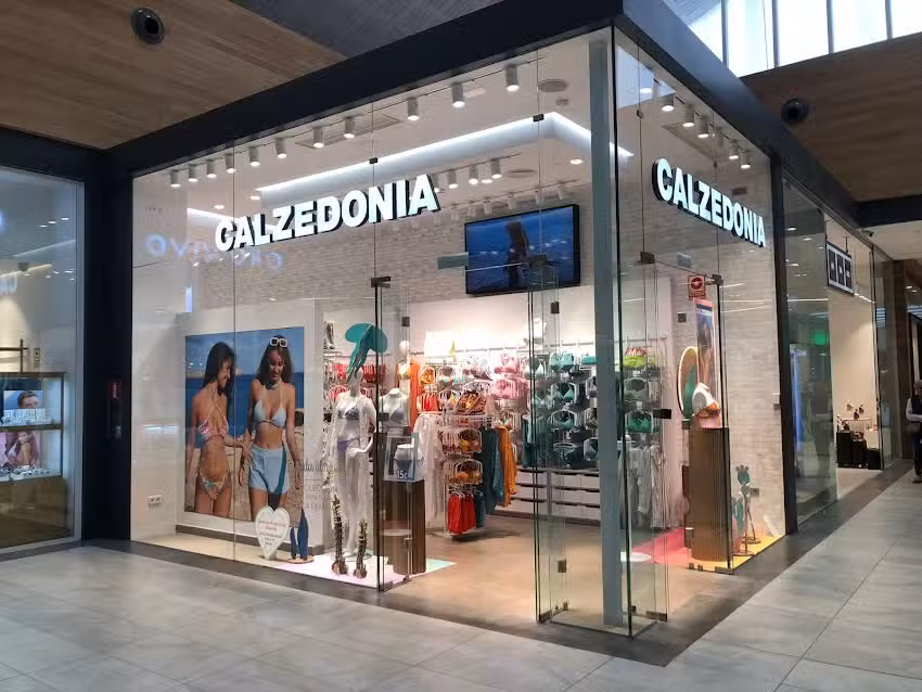 CALZEDONIA C.C. Garbera.