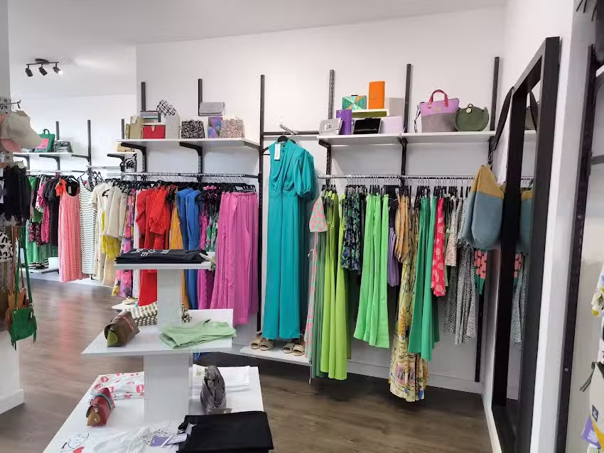 Ca&oacute;tica y Bella