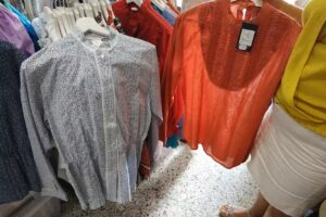 Carmelina – Perfumeria y ropa tipica