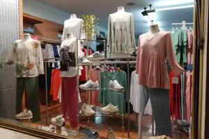 CASA CLAUDIO. LUIS FCO.GONZ&Aacute;LEZ