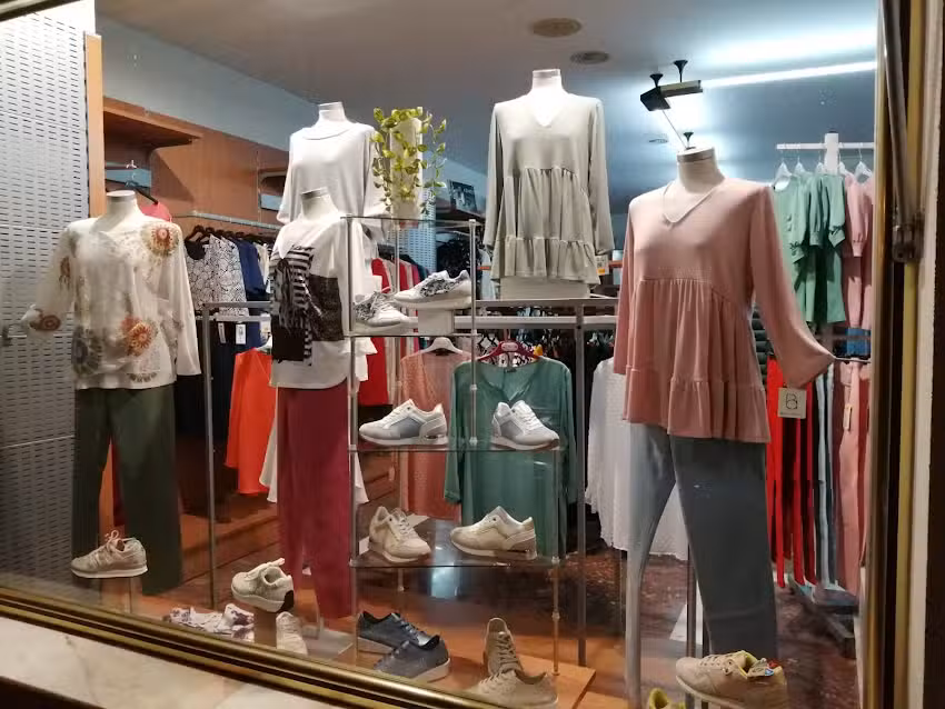 CASA CLAUDIO. LUIS FCO.GONZ&Aacute;LEZ