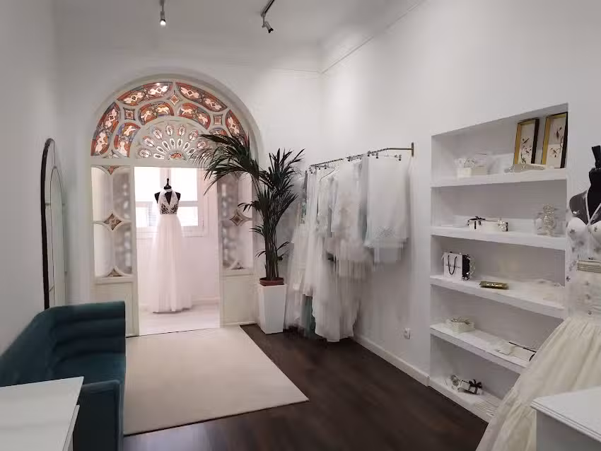 Christine Bolsh&ouml;i