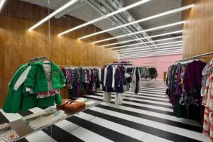 Compa&ntilde;&iacute;a Fant&aacute;stica &ndash; Tienda Oviedo