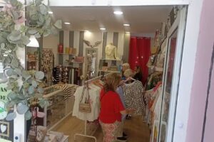 Coraje by M&oacute;nica