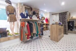 Cousi&ntilde;as de Kela