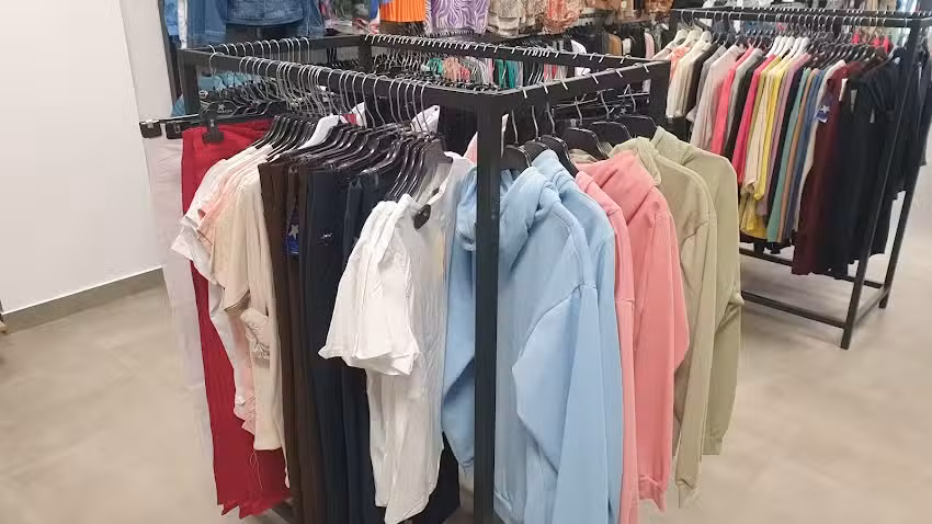 D-Sastre Ropa&acute;s Cazorla