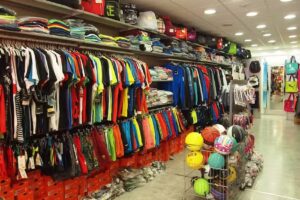 DAKOTA Blanes -Sports-