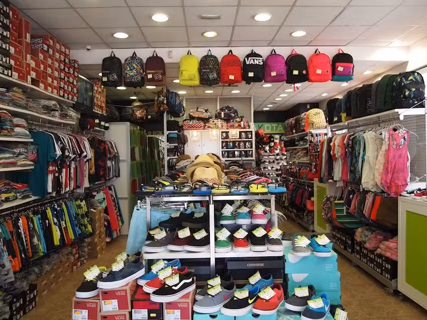 Dakota Blanes -Urban-