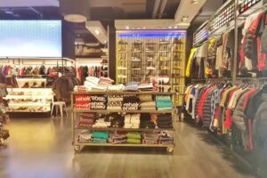 +DConti Illa Diagonal