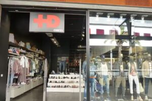 + DConti Westfield La Maquinista