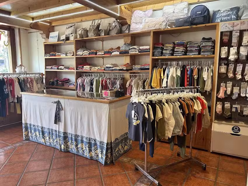 Detalles Tienda de Moda Infantil Potes