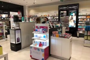 Douglas Perfumer&iacute;a