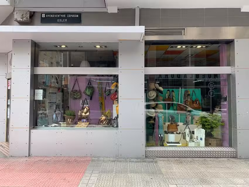 DRA! TOYS & FASHION Lekeitio