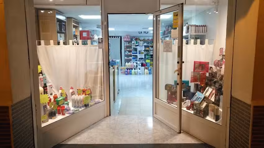 Droguer&iacute;a Perfumer&iacute;a La Plaza