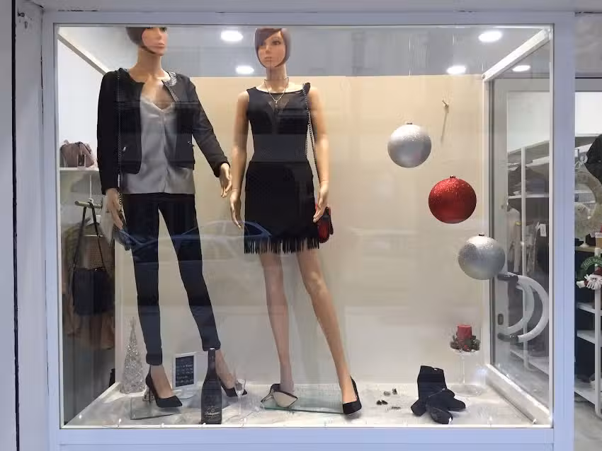 EL ARMARIO DE LOURDES