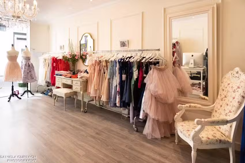 EL CLOSET DE MAYTE (TIENDA CON EL SELLO PREMIUM OTORGADO POR LA REVISTA HOLA)