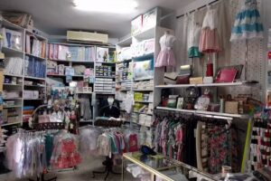 El Monje de Guillena. Papeleria,Pinturas, moda infantil, regalos y complementos